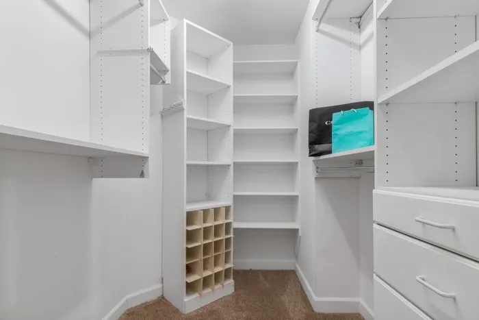 Closet Organization for Absolute Beginners: Essentials